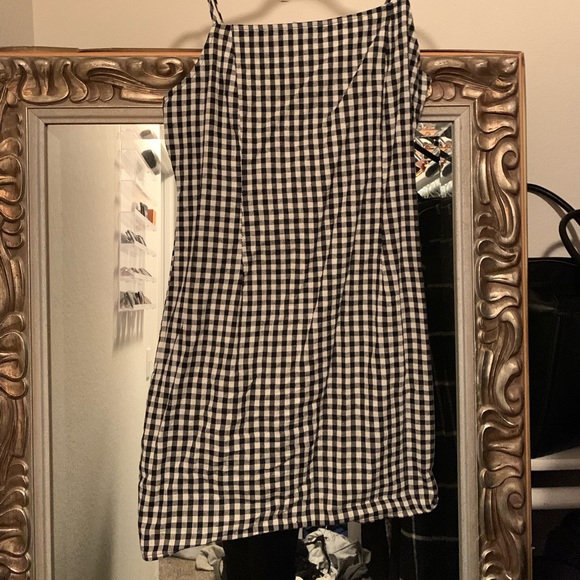 Checkered dress - Picture 2 of 2